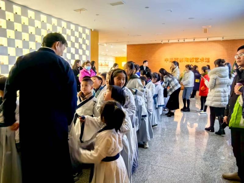 文化赋能：弋阳县魔创文旅挖掘城市文化资源的实践探索